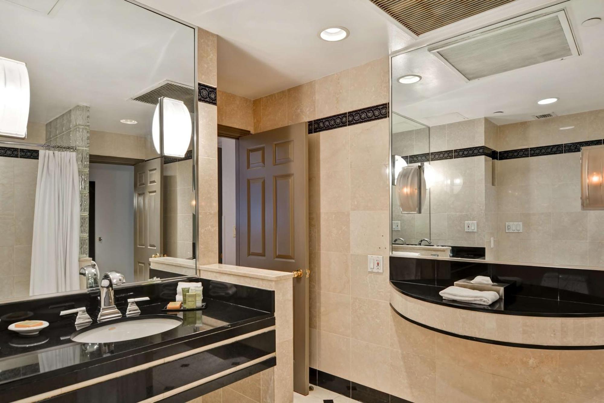 The Cincinnatian Curio Collection By Hilton Екстер'єр фото