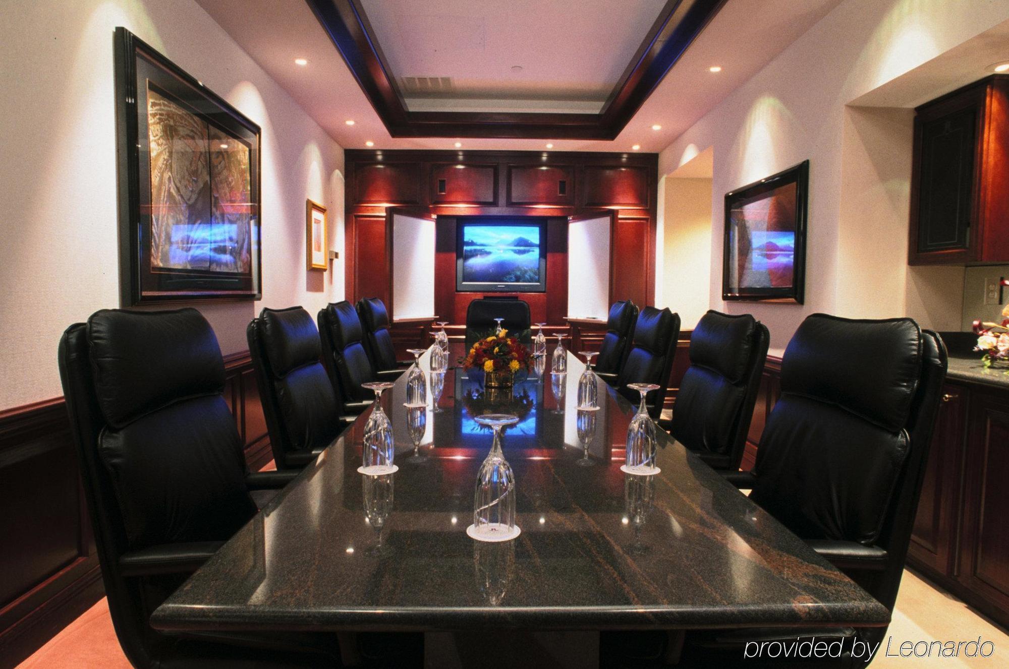The Cincinnatian Curio Collection By Hilton Зручності фото